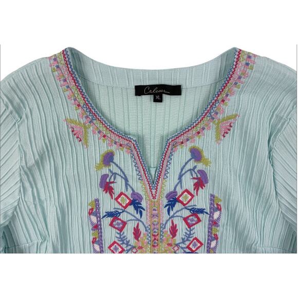Calessa Tunic Woman XL Multicolor Embroidered Mix Floral Boho Artsy Flare Sleeve - Picture 3 of 9